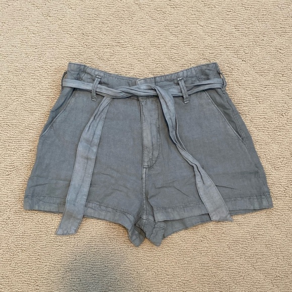 Abercrombie & Fitch Pants - Abercrombie high rise green shorts tie waist XS NWT